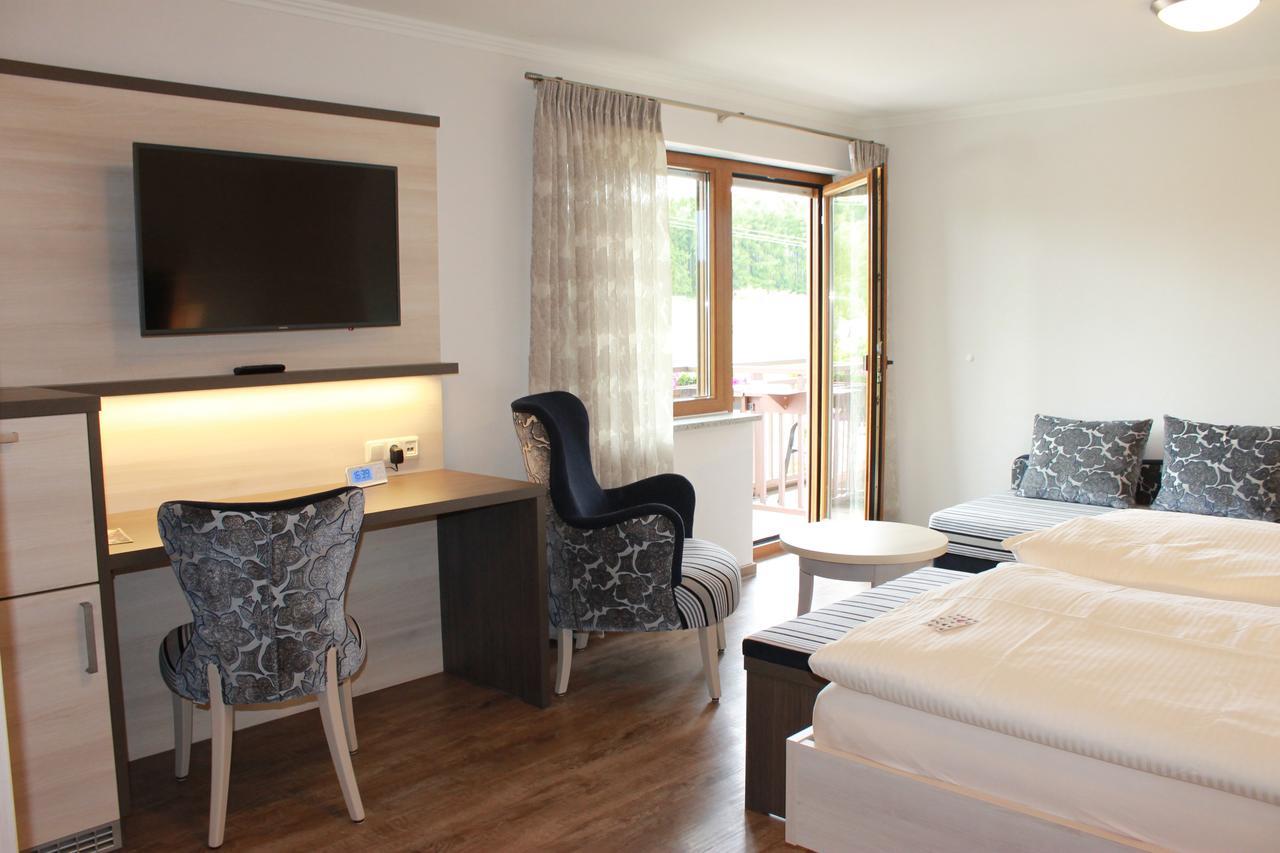 Landhotel Kastanienhof Georgenberg Buitenkant foto